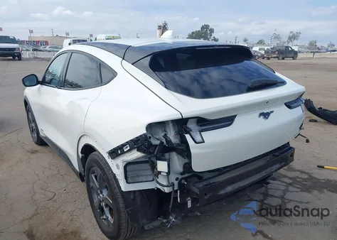 2022 Ford Mustang Mach-E Select z USA, uszkodzony, nr VIN 3FMTK1RM4NMA42903